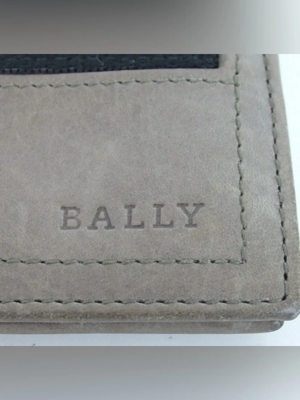 BALLY Signature Stripe Leather Bifold Wallet 🖤